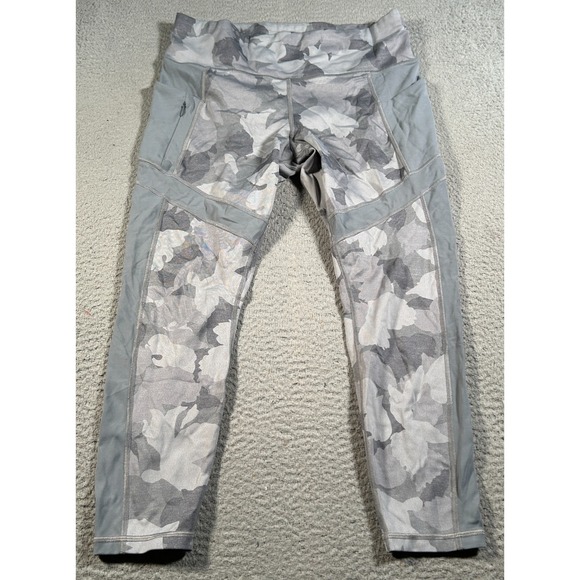 Athleta Pants - Athleta All In Camo 7/8 Tights Womens S Gray Nylon Stretch Pull On Active‎ Yoga